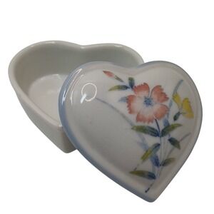 Vintage Otagiri Trinket Box Heart Shaped with Lid Floral OMC Japan Two Piece Set